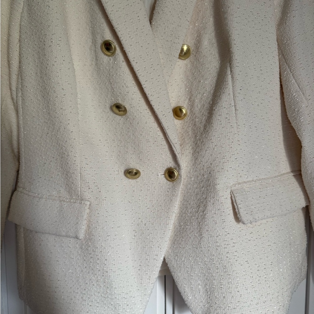 Women's Cream Double-Breasted Bouclé Blazer with Gold Buttons - Picture 4 of 8